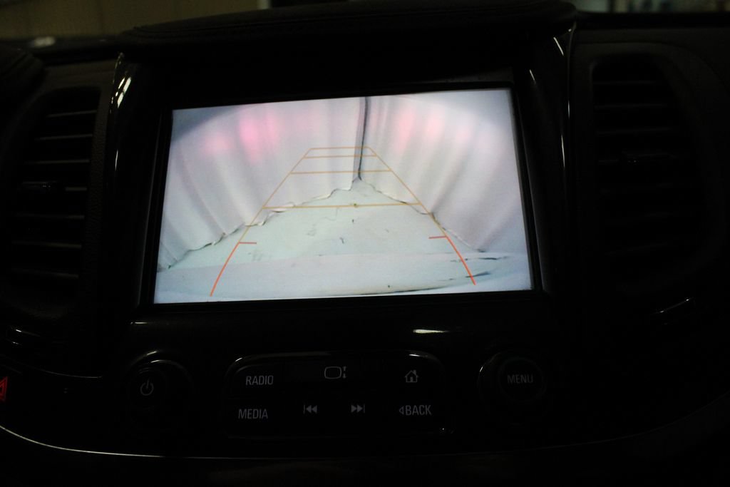 Used 2018 Chevrolet Impala LT FWD image 4