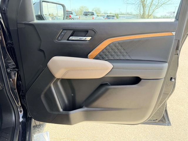 Used 2024 GMC Canyon Denali AWD/4WD image 10