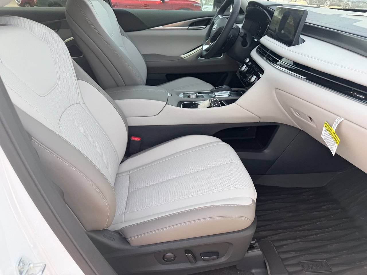 New 2027 INFINITI QX60 Luxe w/ Cargo Package AWD/4WD image 12