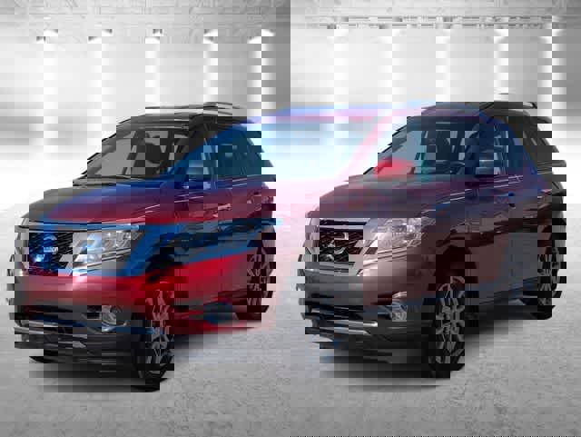 Used 2015 Nissan Pathfinder 4WD image 4