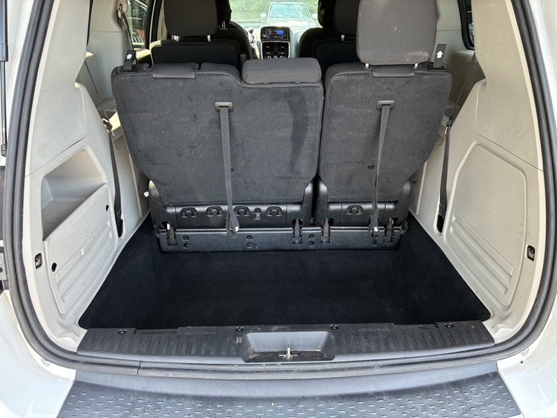 Used 2019 Dodge Grand Caravan SE FWD image 15