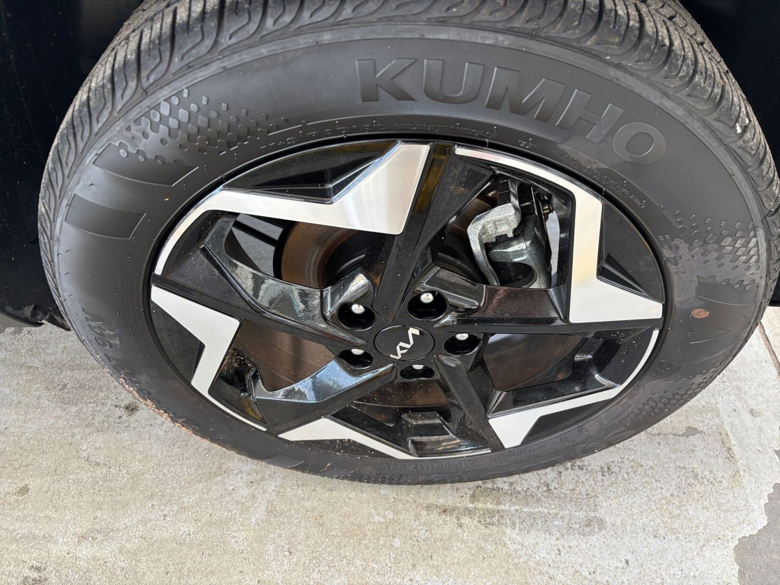 Used 2025 Kia Seltos S image 32