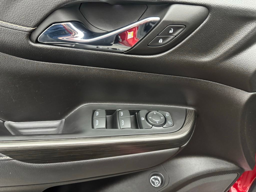 Used 2023 GMC Acadia SLT image 15