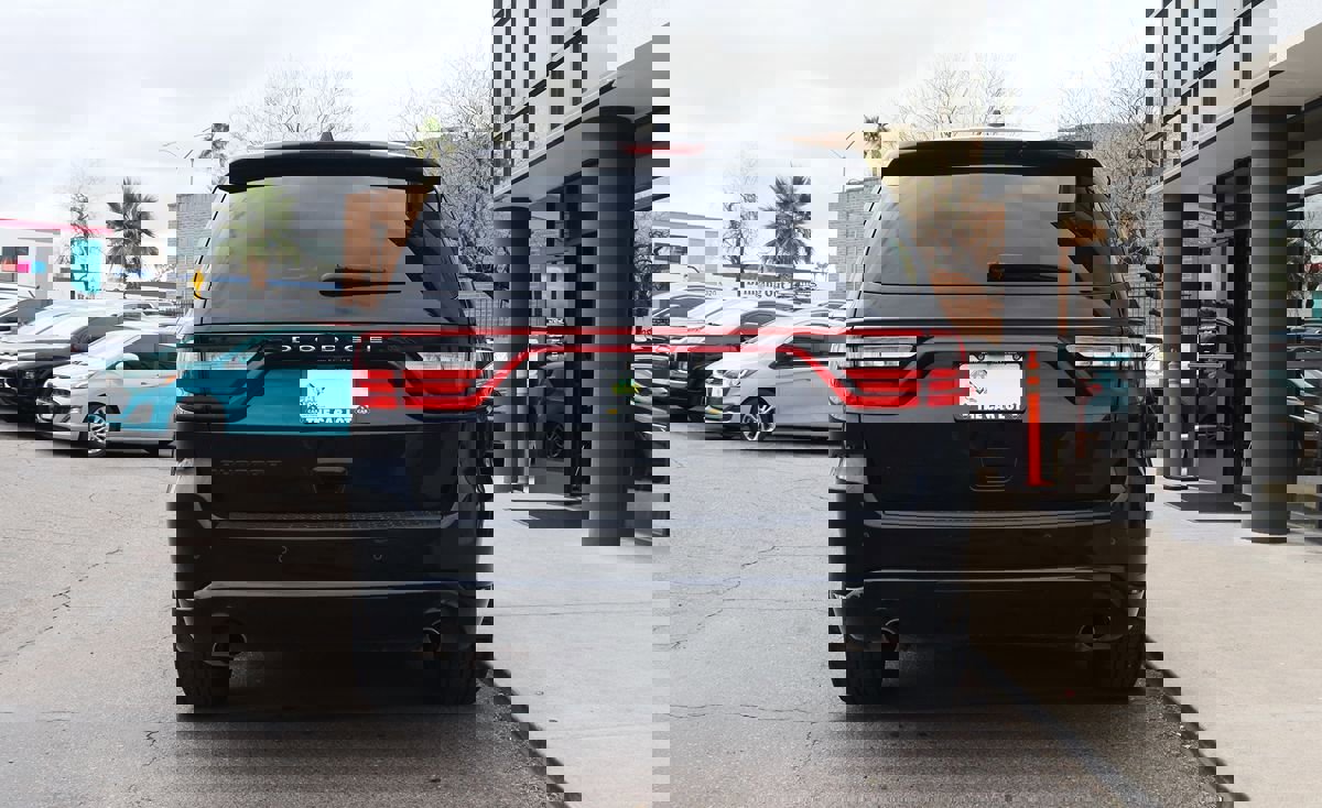 Used 2020 Dodge Durango SXT image 11