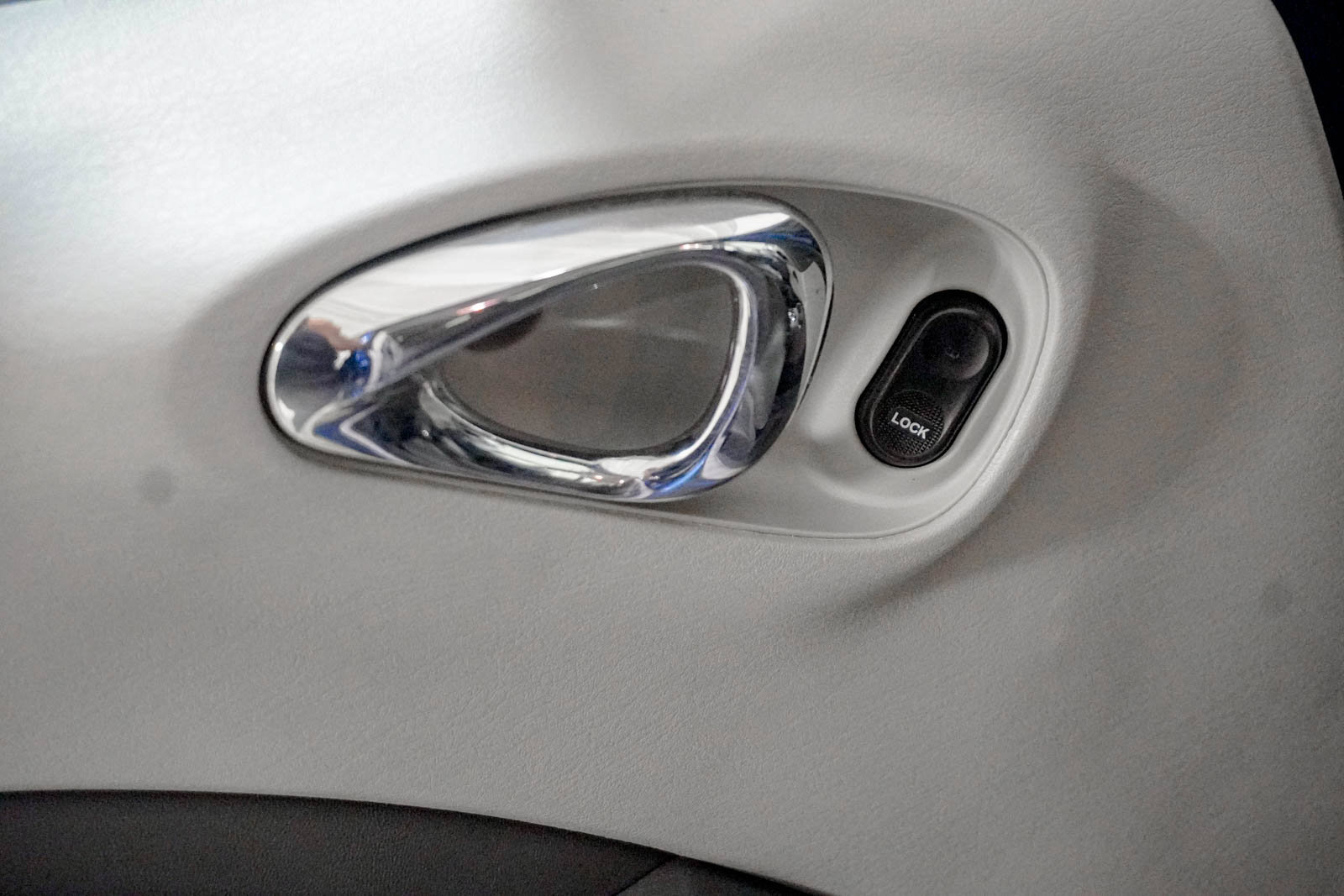 Used 2010 Chrysler PT Cruiser FWD image 17