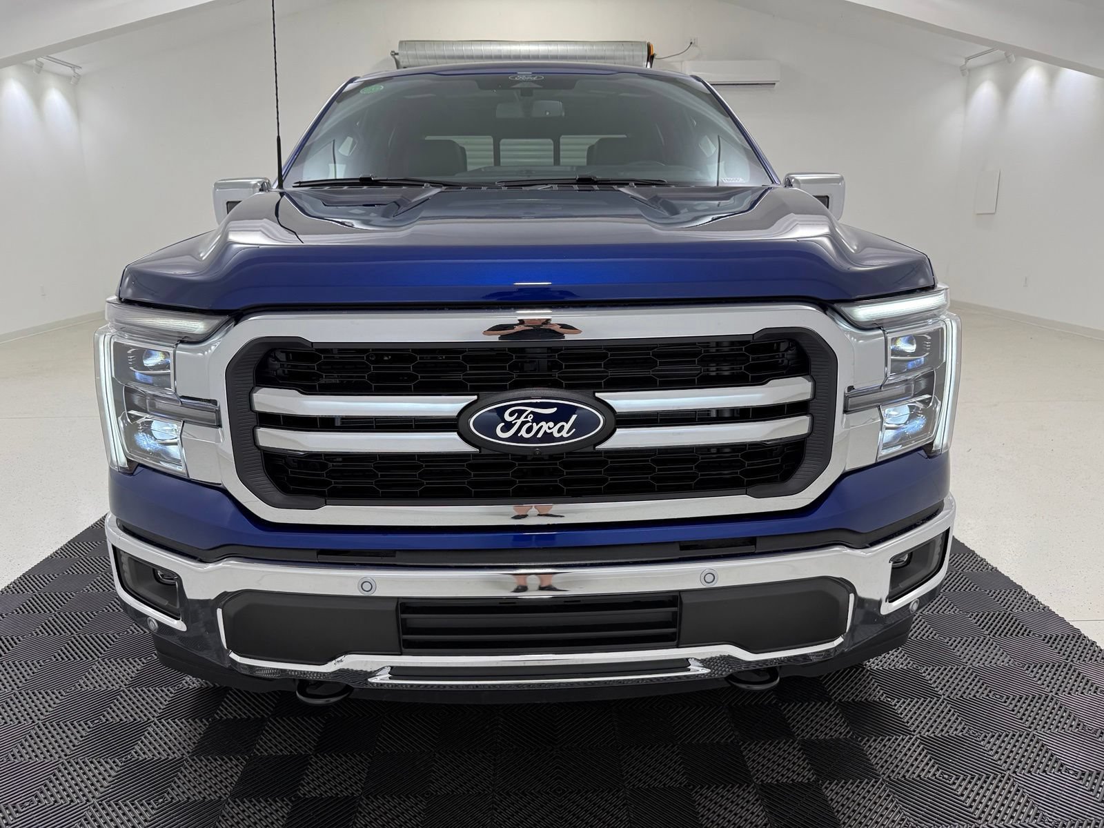 New 2026 Ford F150 Lariat w/ Equipment Group 502A High AWD/4WD image 2