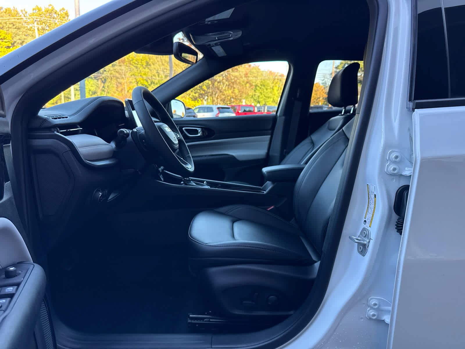 New 2026 Jeep Compass Limited AWD/4WD image 15