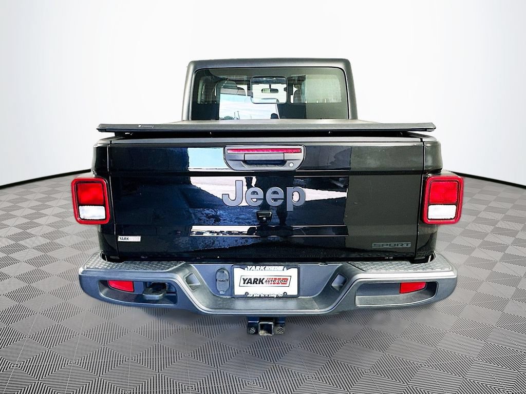 Certified 2020 Jeep Gladiator Sport AWD/4WD image 10