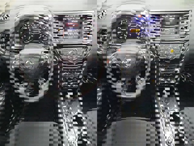 Used 2018 Nissan Pathfinder S image 28