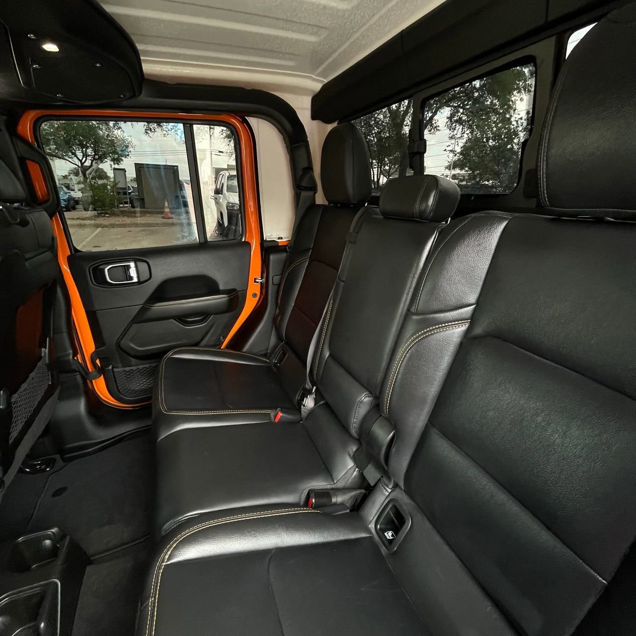 Used 2025 Jeep Gladiator Sport image 24