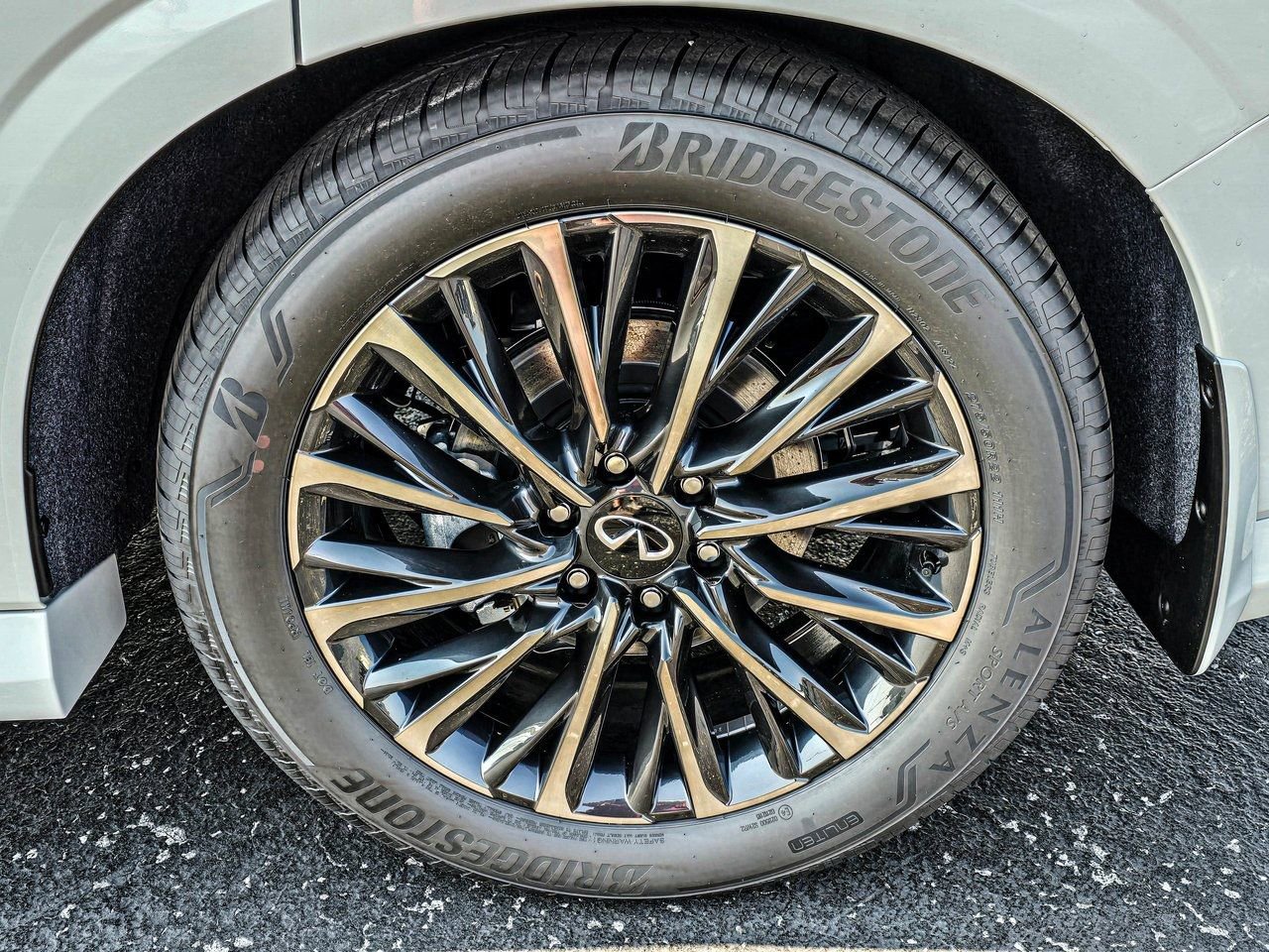 New 2026 INFINITI QX80 Autograph w/ Premium Cargo Package image 10