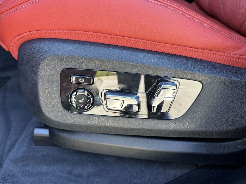 New 2026 BMW XM Label Red w/ M Driver's Package image 16