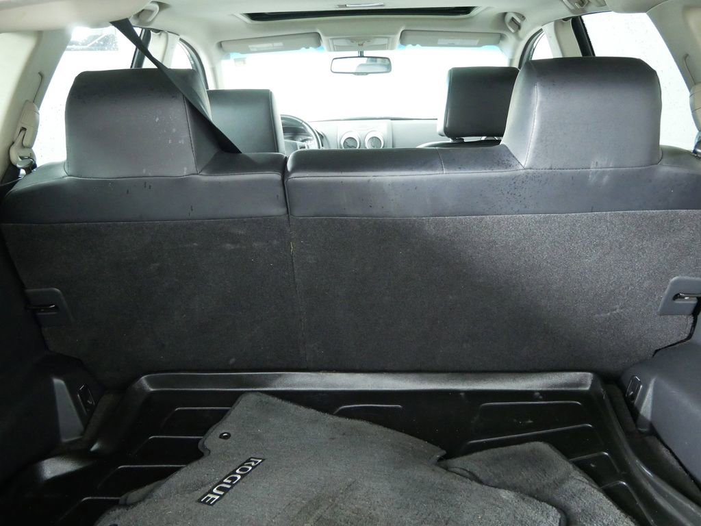 Used 2011 Nissan Rogue SV w/ SL Pkg image 14