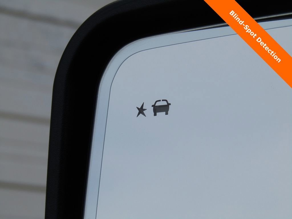 Used 2023 GMC Sierra 2500 Denali w/ Denali Black Diamond Edition image 15