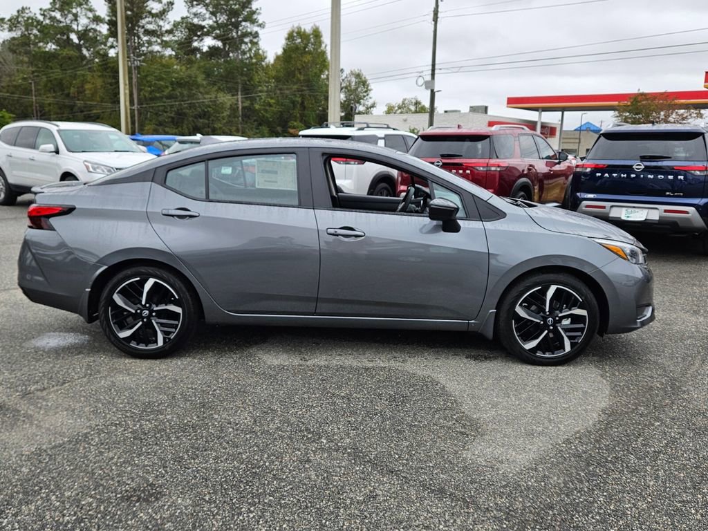 New 2025 Nissan Versa SR w/ Trunk Package image 13