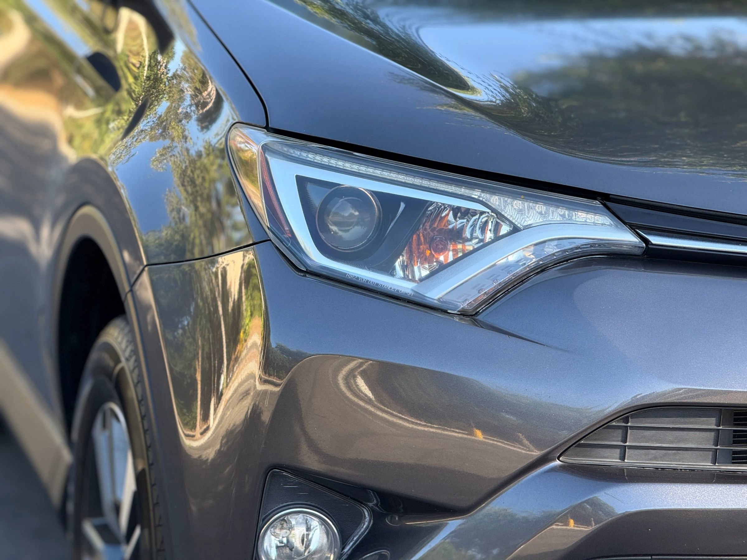 Used 2016 Toyota RAV4 XLE FWD image 35