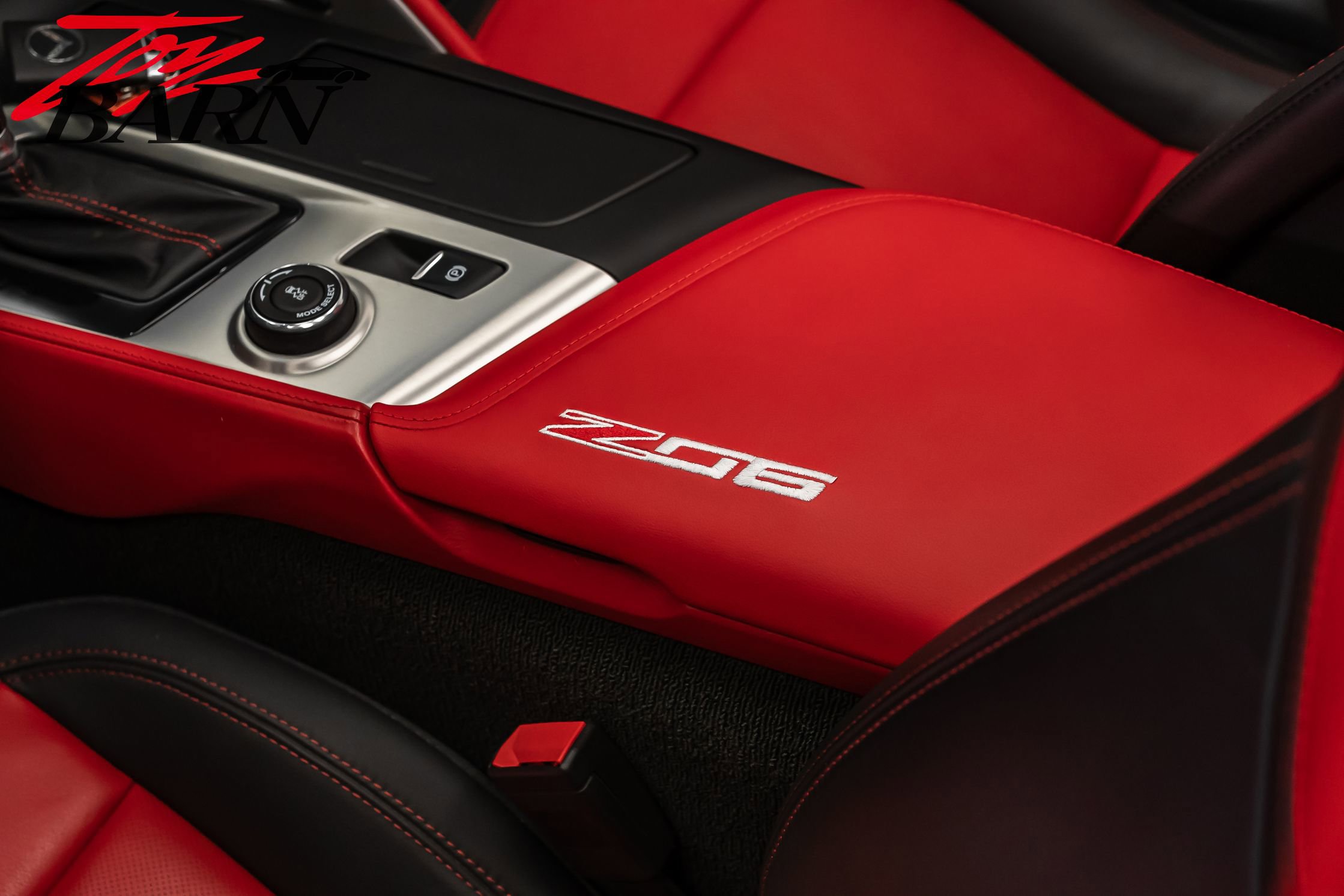 Used 2016 Chevrolet Corvette Z06 w/ 3LZ Preferred Equipment Group image 38