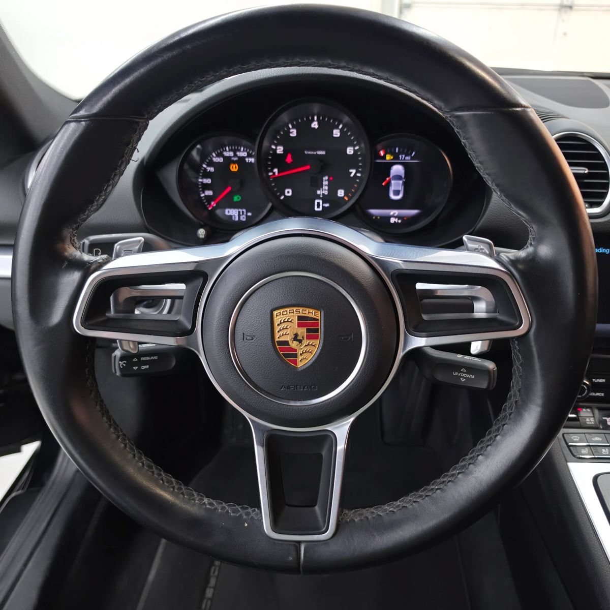 Used 2017 Porsche 718 Cayman RWD image 18
