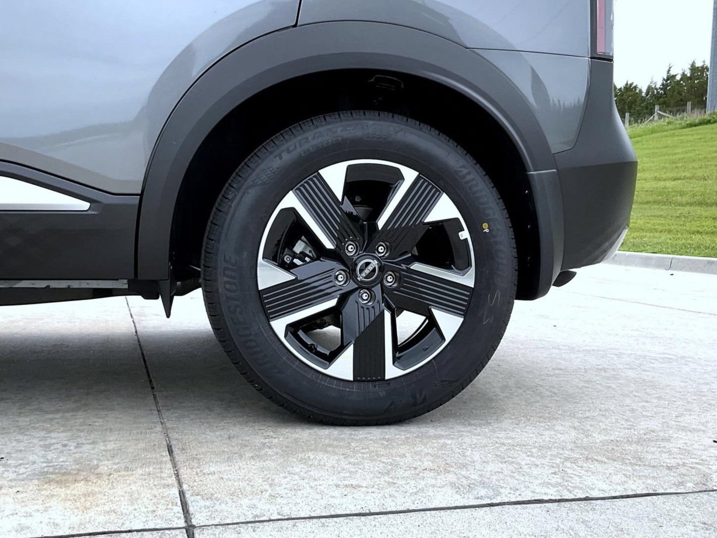 New 2026 Nissan Kicks SV w/ Cold Weather Package AWD/4WD image 23