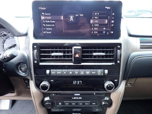 Used 2022 Lexus GX 460 Premium w/ Premium Plus Package image 28