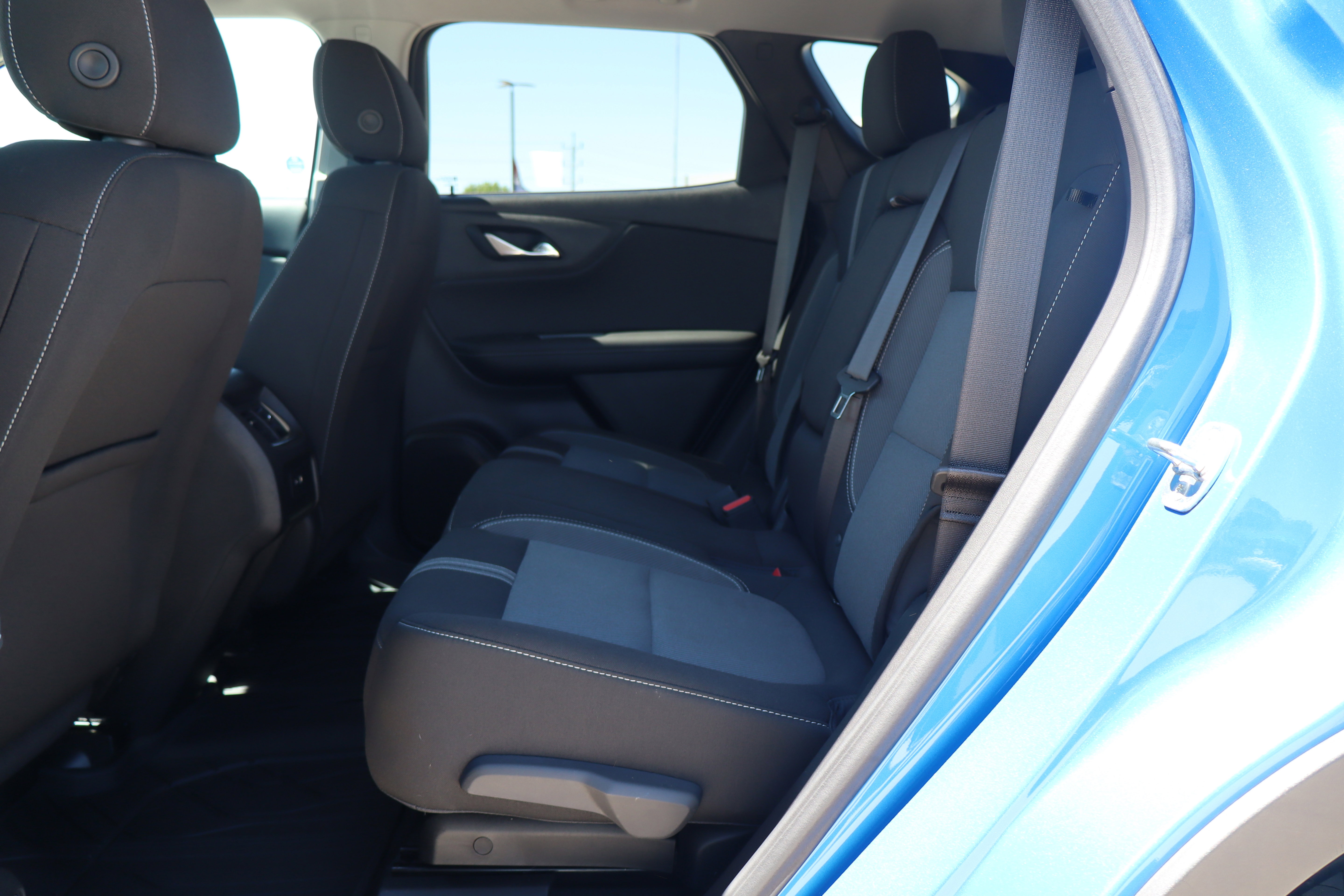 Used 2024 Chevrolet Blazer LT w/ LPO, Floor Liner Package FWD image 11