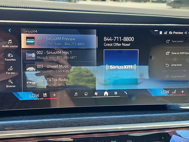 New 2025 BMW 760i xDrive image 25