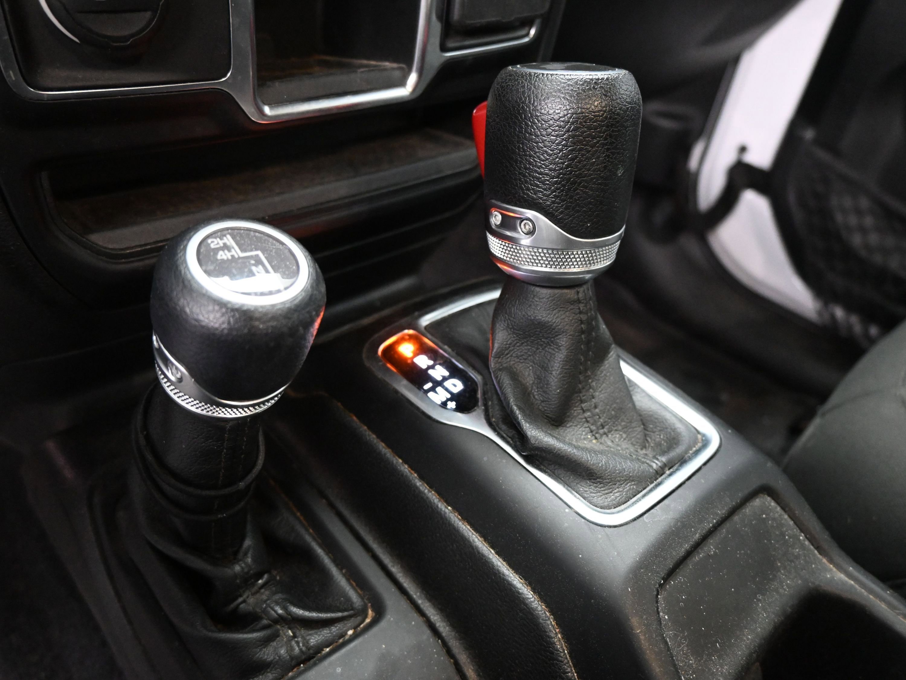 Used 2021 Jeep Wrangler Unlimited Sport image 15