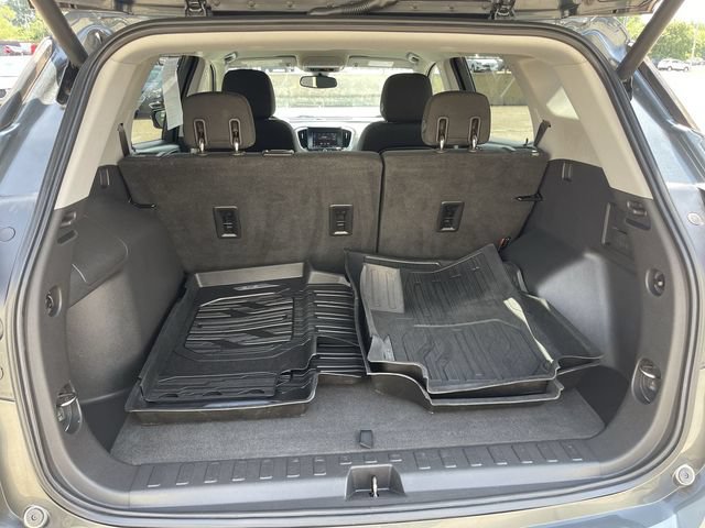 Used 2020 GMC Terrain SLE w/ Driver Convenience Package AWD/4WD image 23