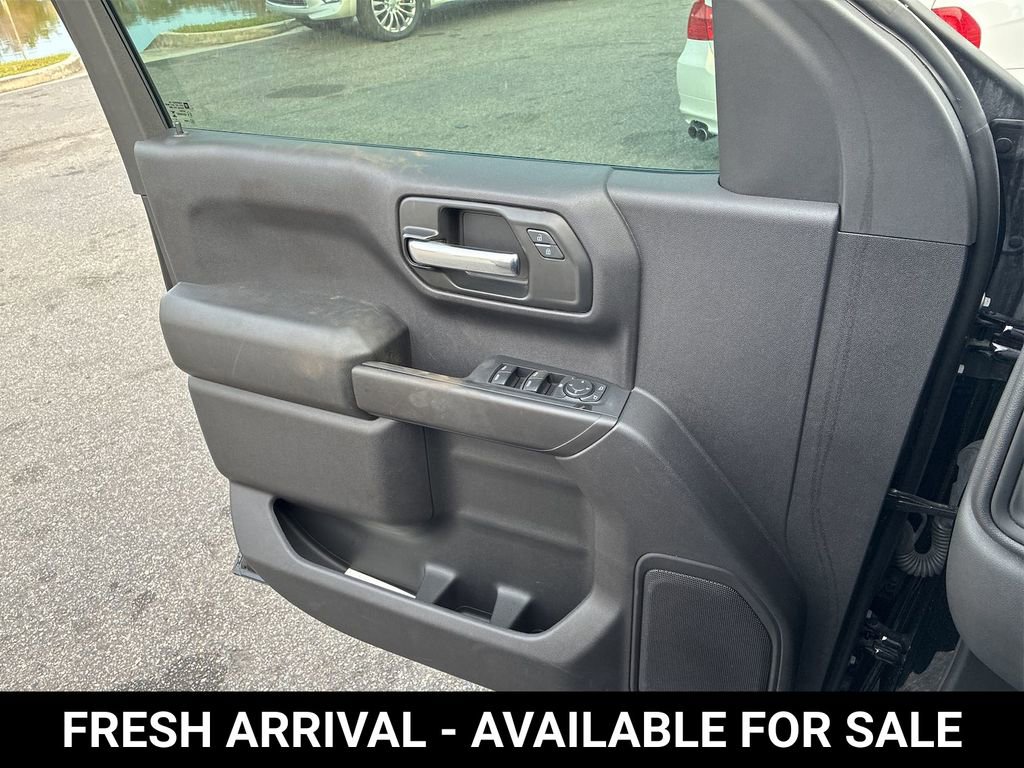Used 2024 Chevrolet Silverado 1500 Custom image 12
