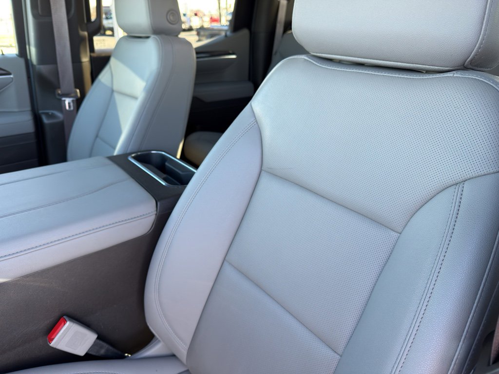 Used 2025 Chevrolet Silverado 1500 LTZ w/ LTZ Convenience Package II image 15