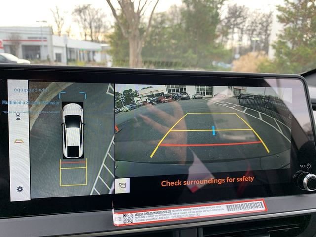 New 2025 Toyota Prius Plug-In Hybrid w/ Limited Premium Package FWD image 22