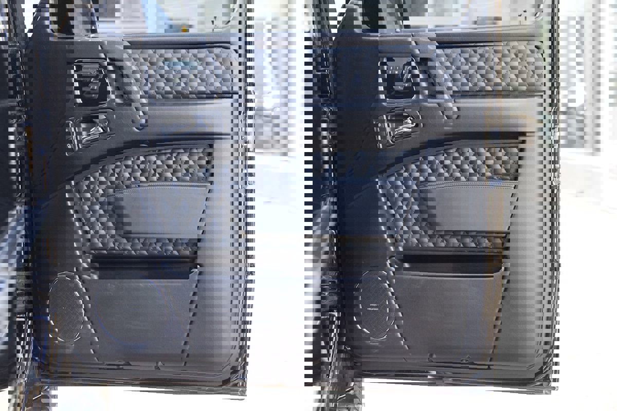 Used 2015 Mercedes-Benz G 63 AMG 4MATIC w/ PA6 Package image 45