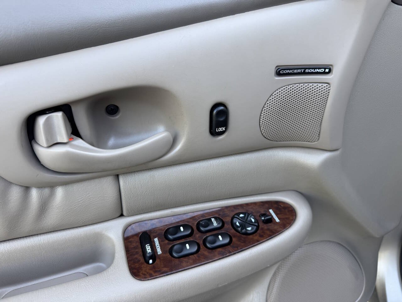 Used 2002 Buick Century Limited FWD image 11