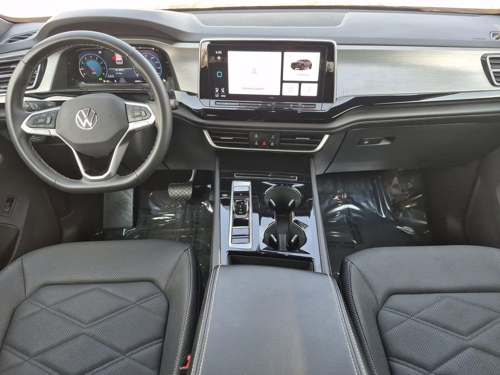 Used 2024 Volkswagen Atlas Cross Sport SE image 13