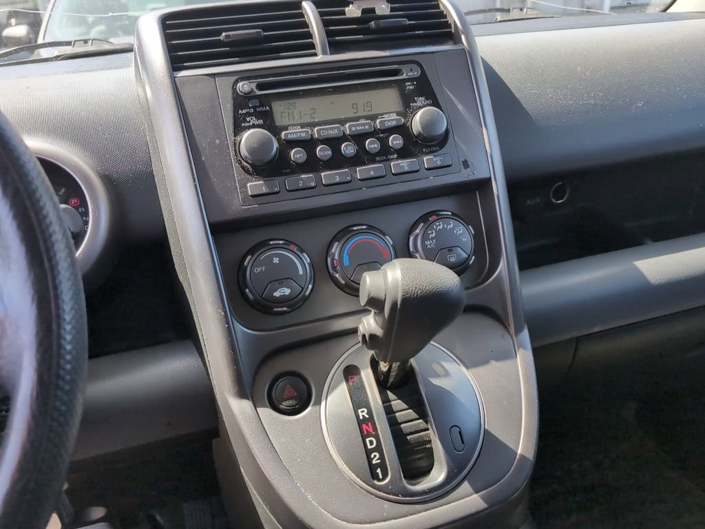 Used 2005 Honda Element EX image 12