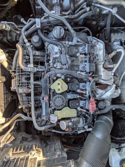 Used 2024 Volkswagen Atlas Cross Sport SE image 32