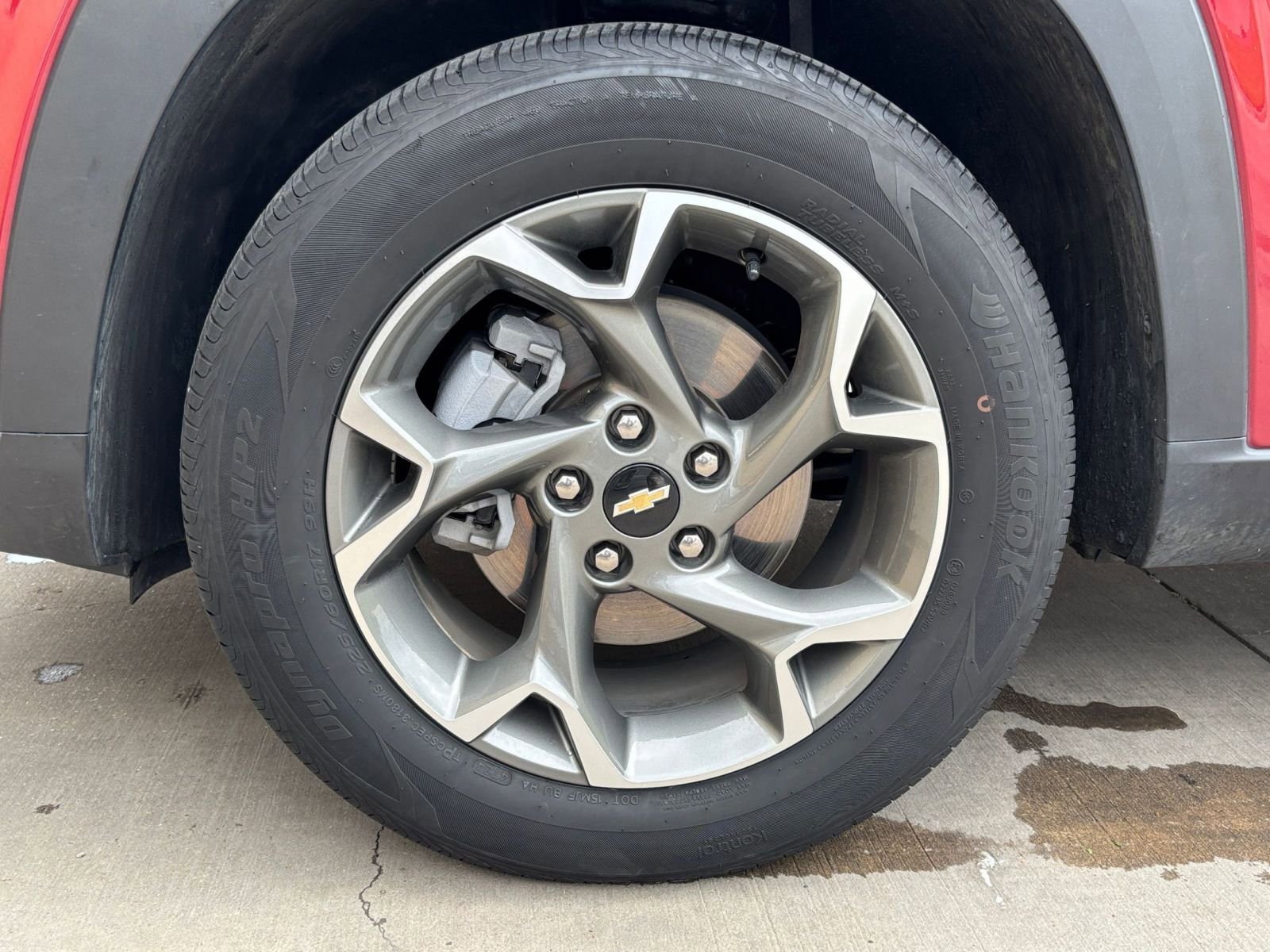 Used 2025 Chevrolet Trax LT image 33