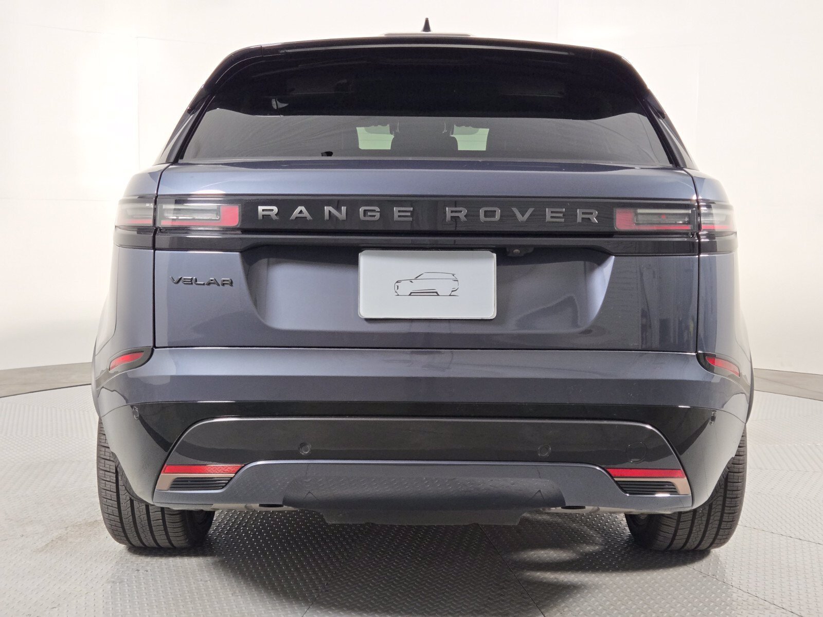 Used 2024 Land Rover Range Rover Velar Dynamic HSE AWD/4WD image 7