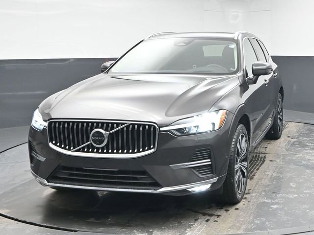 Used 2022 Volvo XC60 B5 Inscription w/ Advanced Package image 3