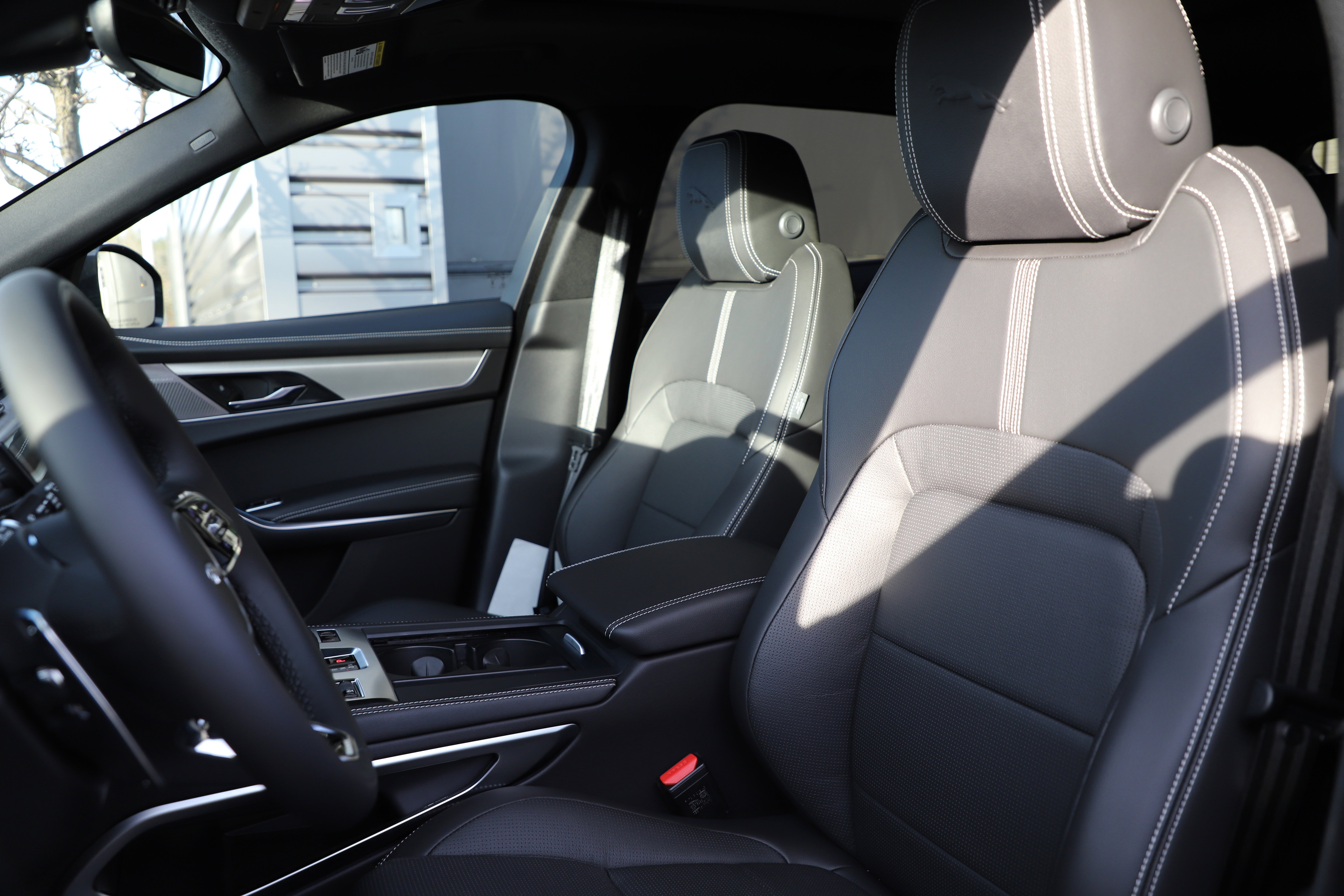 New 2026 Jaguar F-PACE R-Dynamic S AWD/4WD image 19