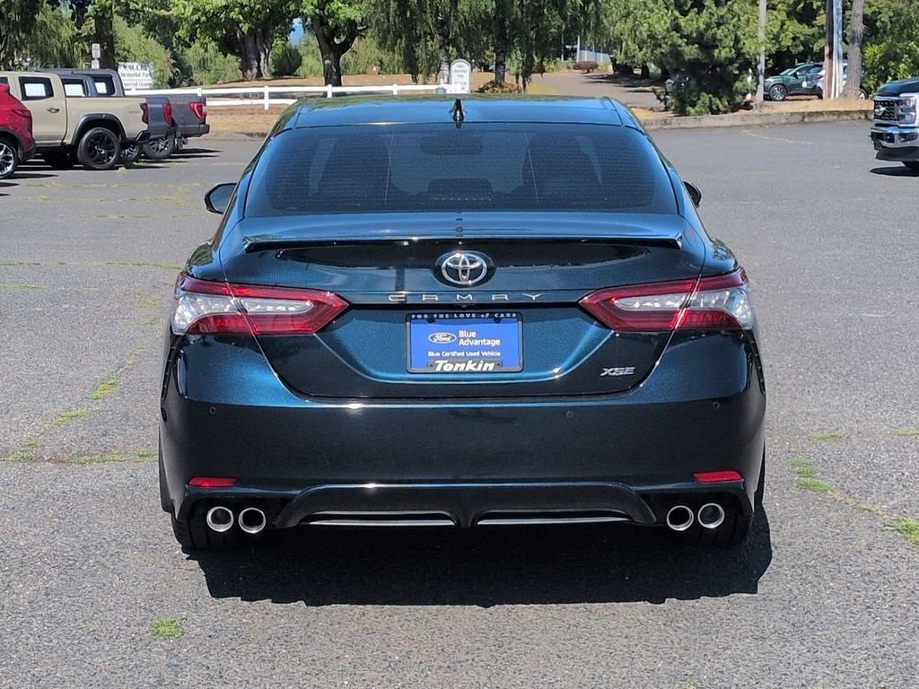 Used 2018 Toyota Camry XSE FWD image 4