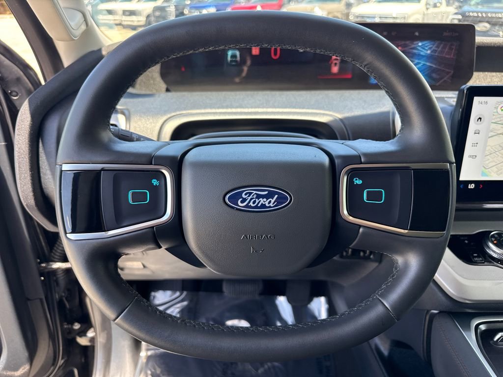Used 2025 Ford Expedition Max Active RWD image 14