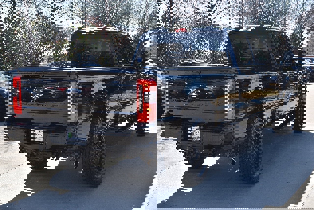 Used 2023 Ford F350 Lariat w/ Lariat Ultimate Package image 8