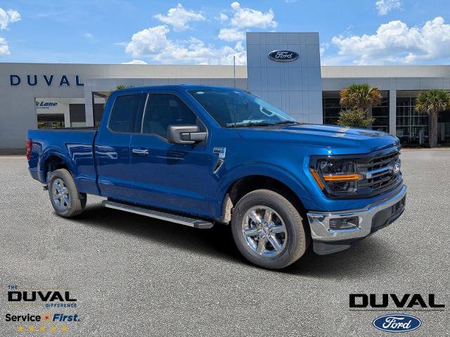 New 2025 Ford F150 XLT w/ Equipment Group 301A Standard
