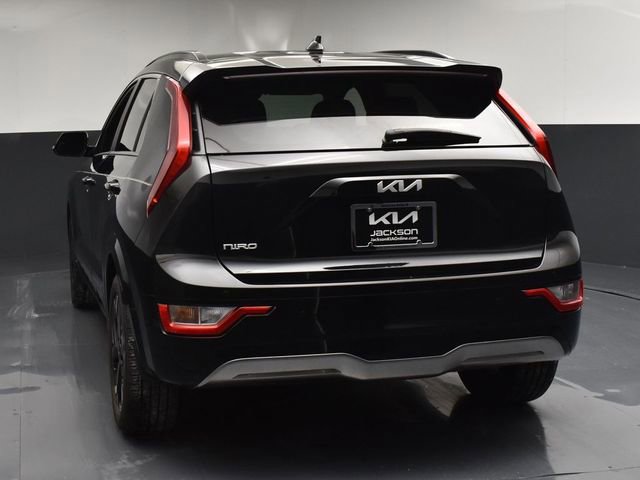 Certified 2025 Kia Niro Wind image 6