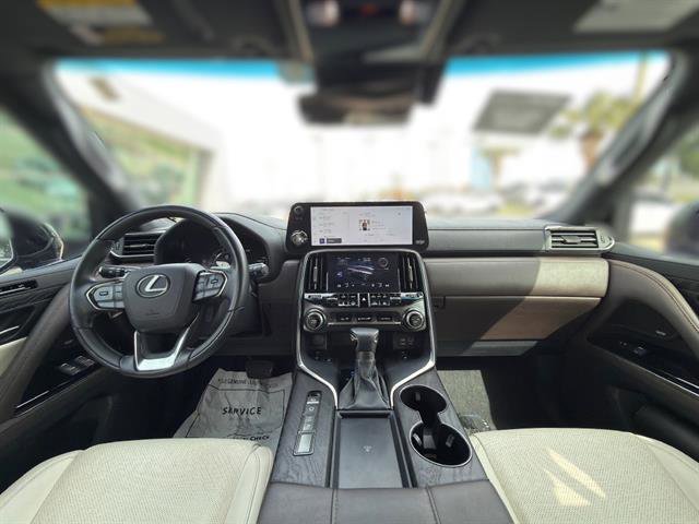 Used 2022 Lexus LX 600 4WD w/ Accessory Package (P3) image 14