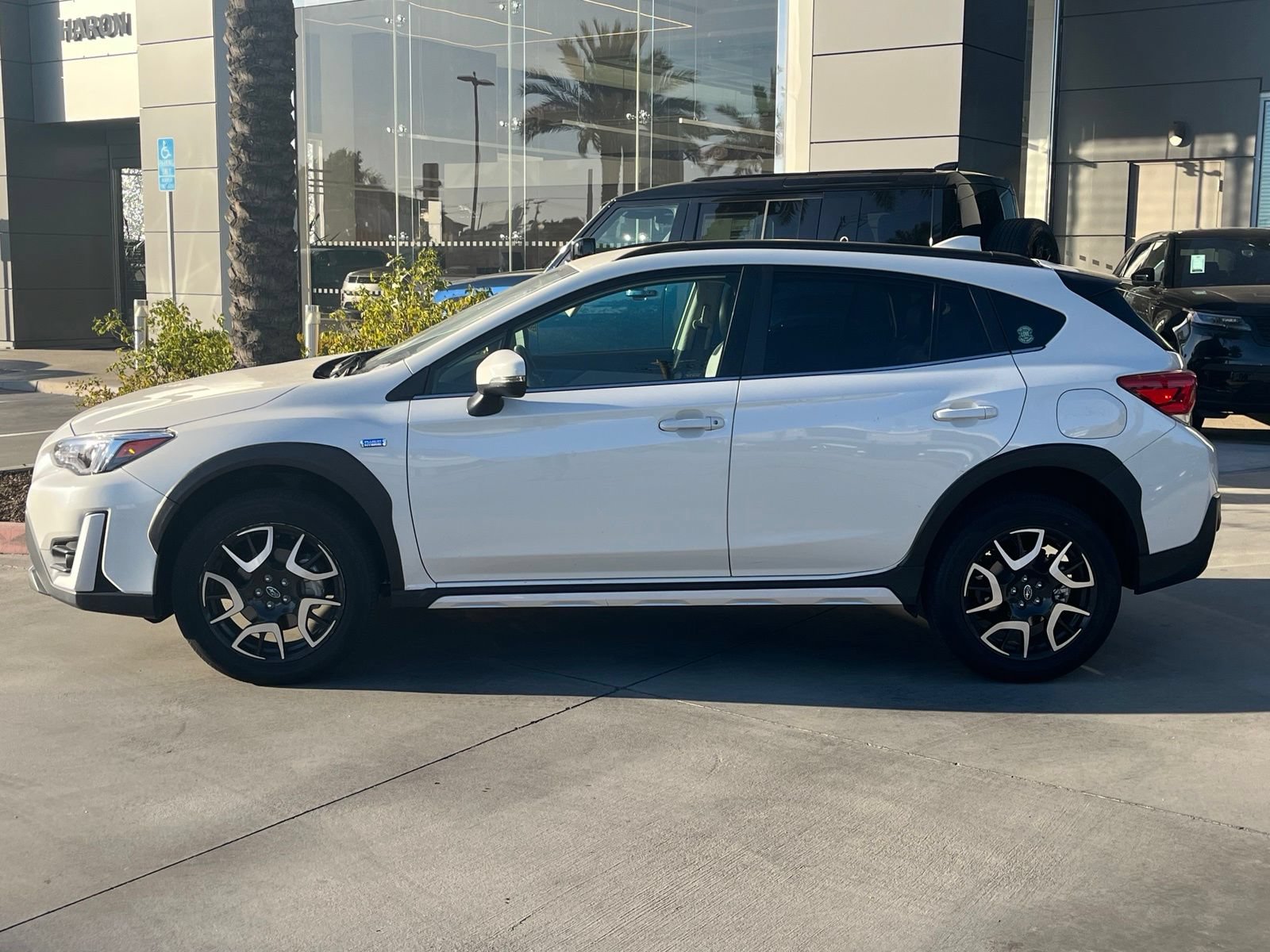 Used 2022 Subaru Crosstrek Hybrid AWD/4WD image 3