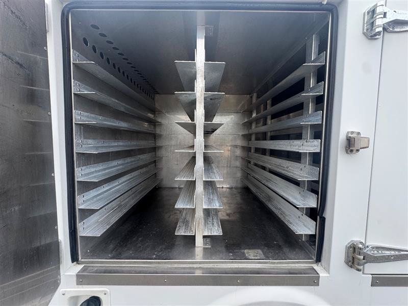 Used 2014 Chevrolet Express 3500 RWD image 30