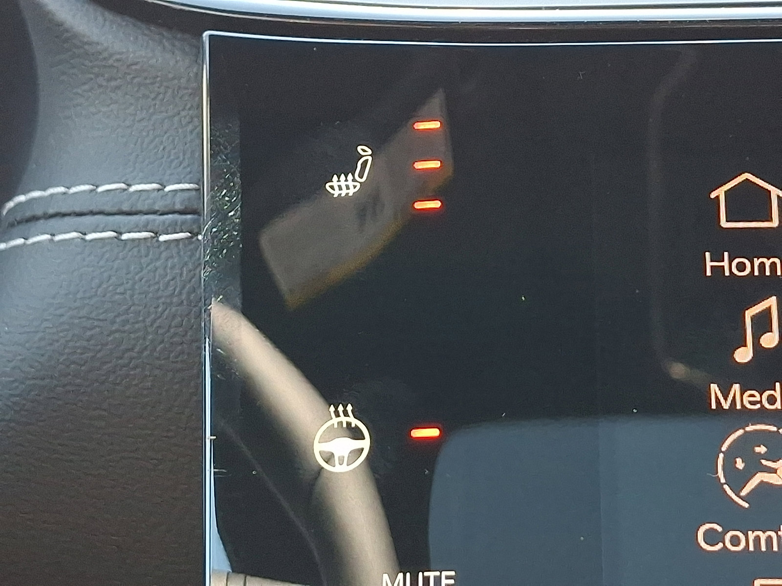 New 2026 Jeep Grand Cherokee Altitude AWD/4WD image 17