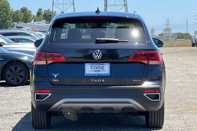 Used 2022 Volkswagen Taos SEL AWD/4WD image 5